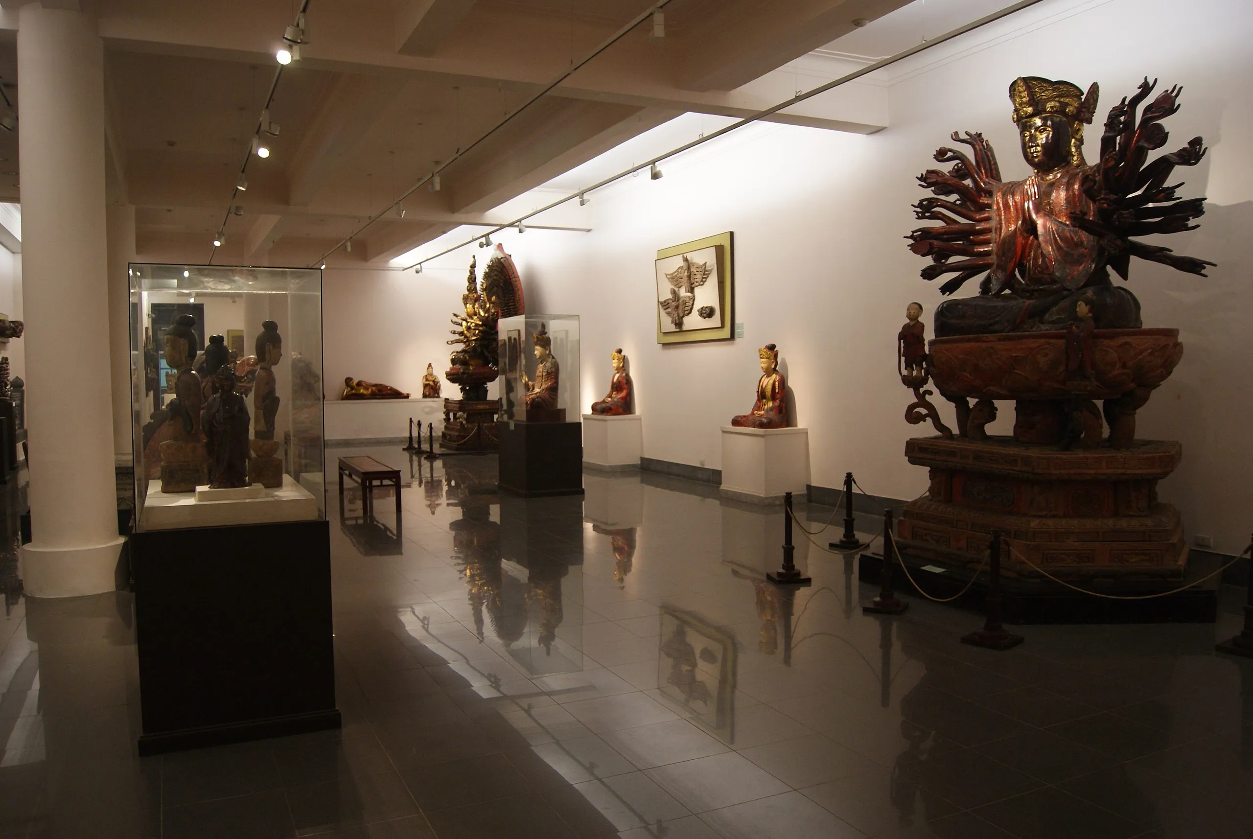 Sculpture exhibition in Vietnam National Museum of Fine Arts