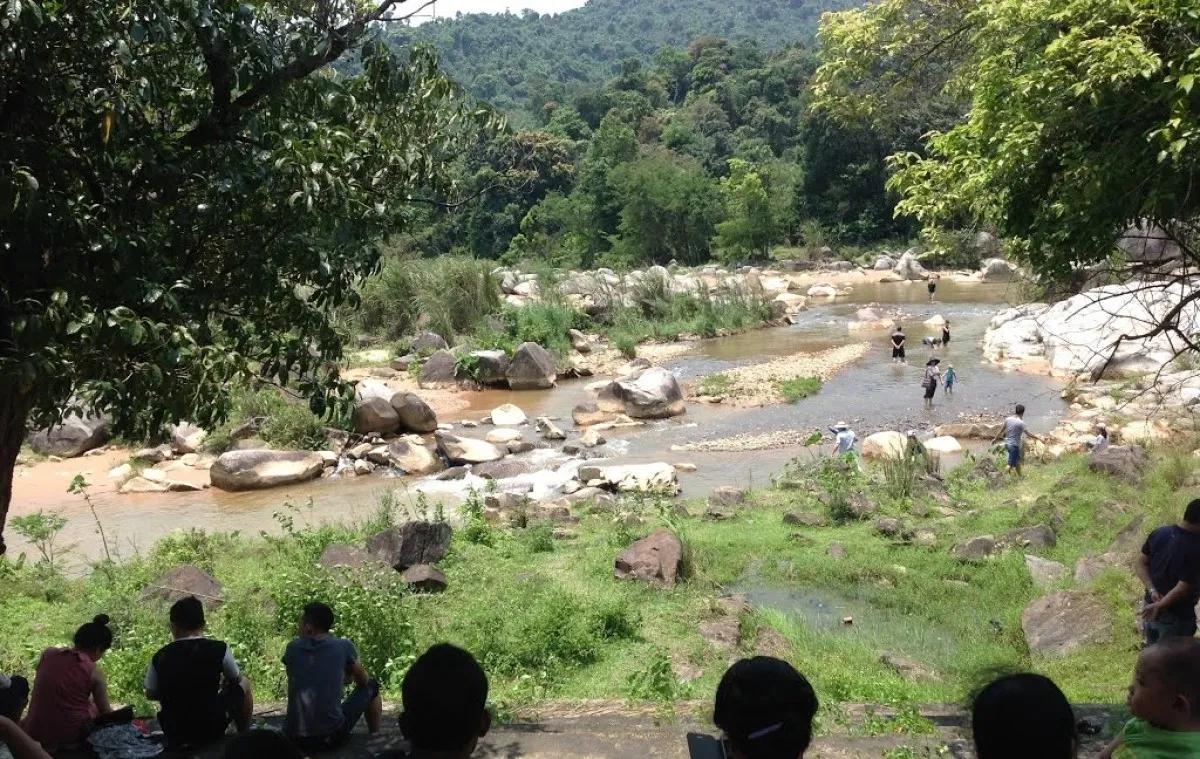 Khu du lịch sinh thái suối khoáng nóng Sơn Kim