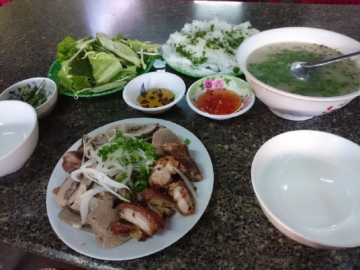 bánh hỏi lòng heo