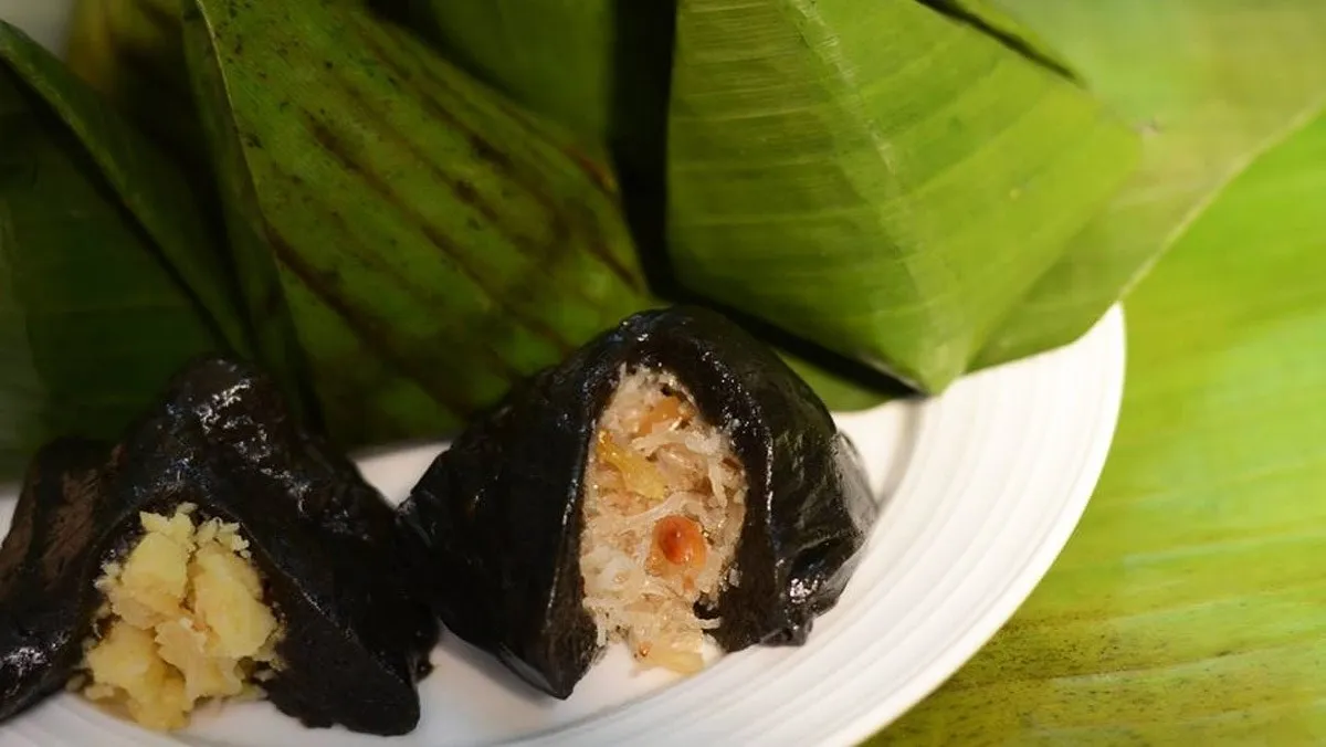 bánh ít lá gai