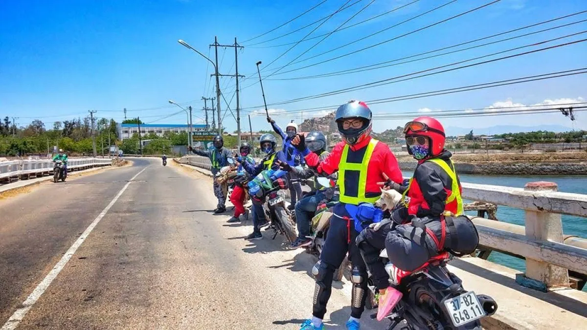 du lịch xe máy