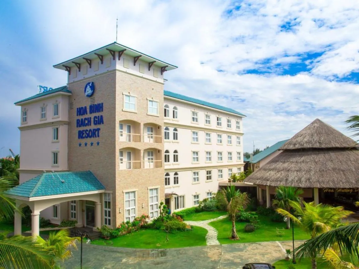 Hòa Bình Rạch Giá Resort