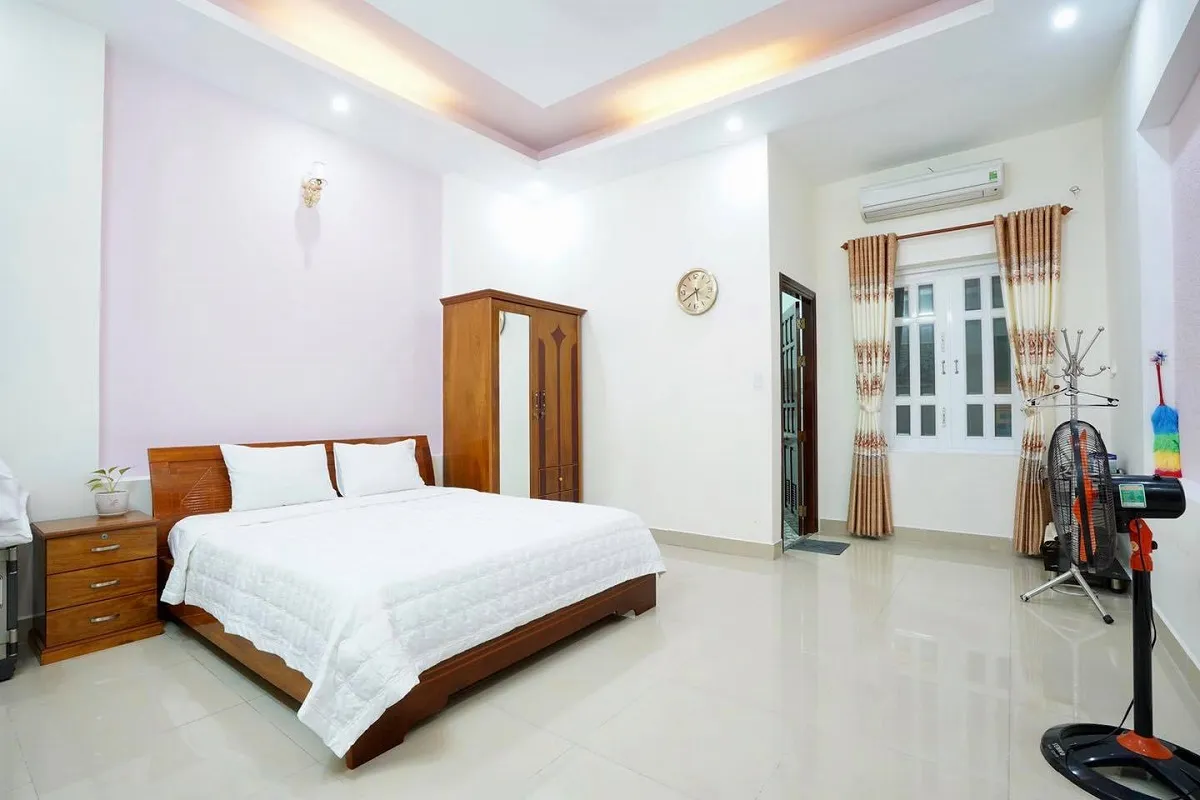 khách sạn Ánh Tuyết