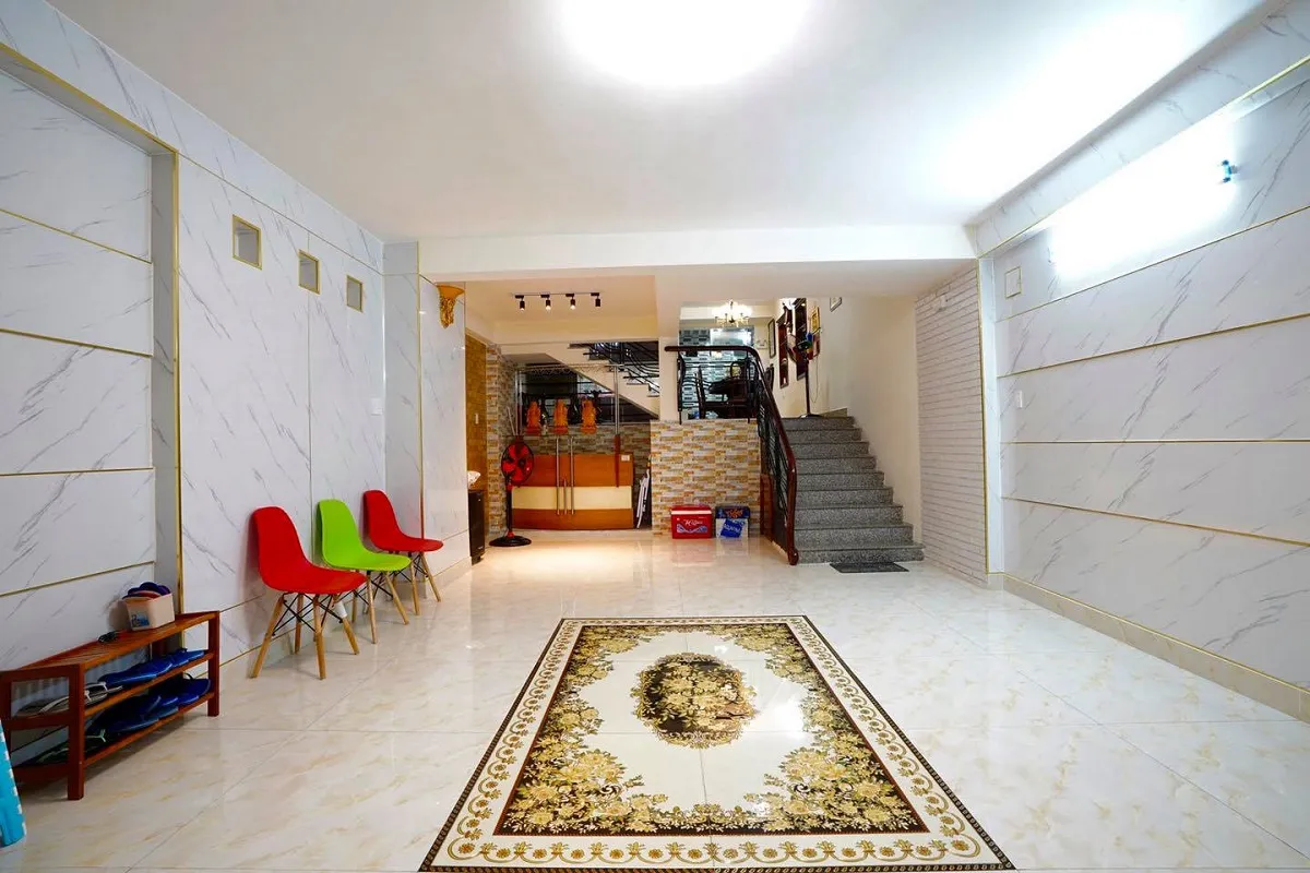 khách sạn Ánh Tuyết