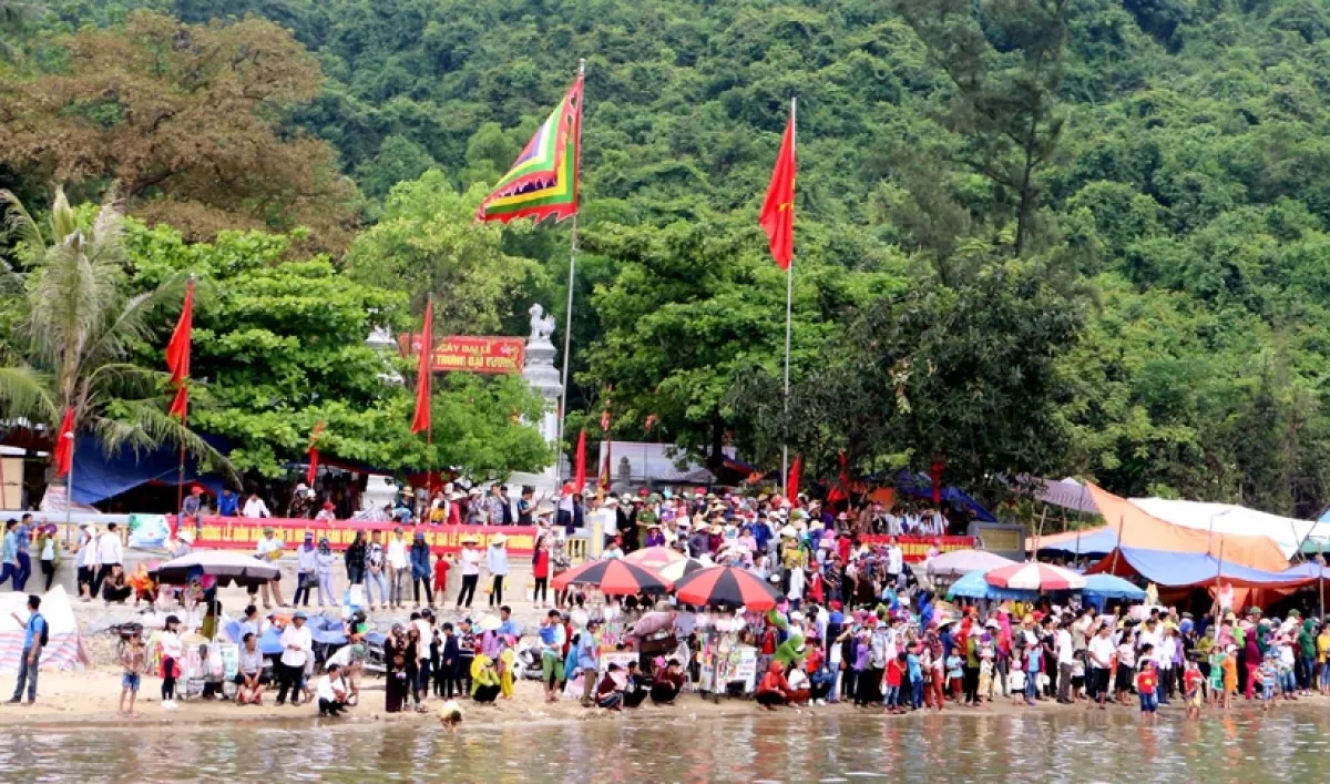 Lễ hội đền Chiêu Trưng Đại vương Lê Khôi