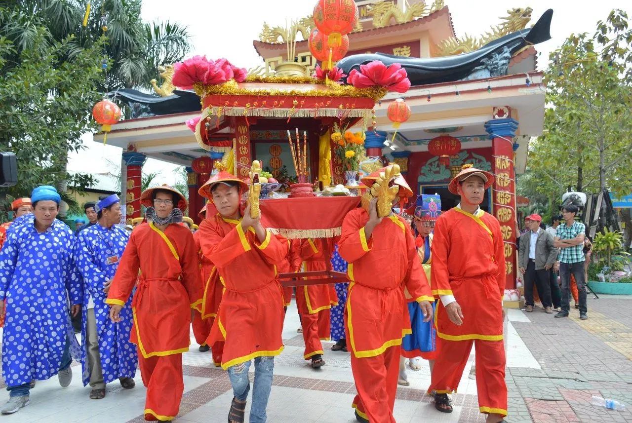 Lễ hội Nghinh Ông