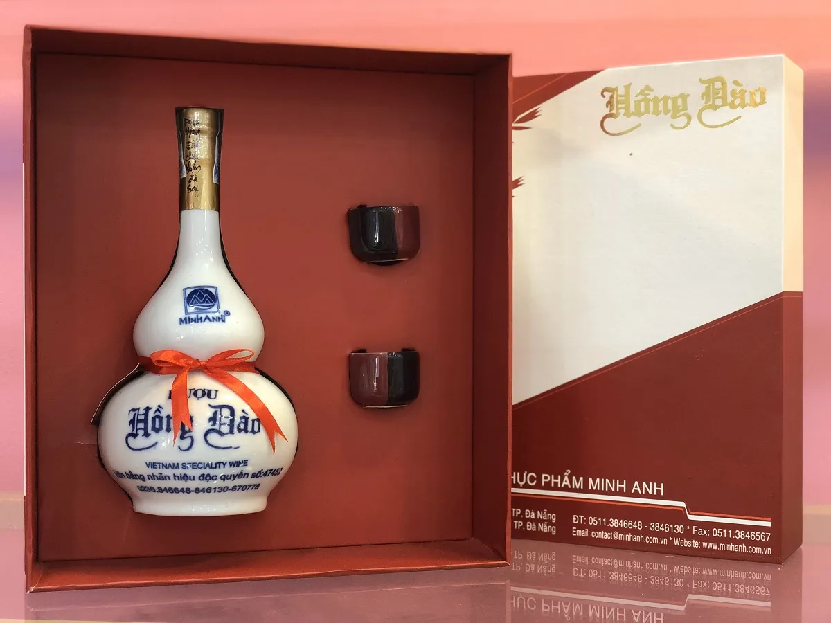 rượu Hồng Đào