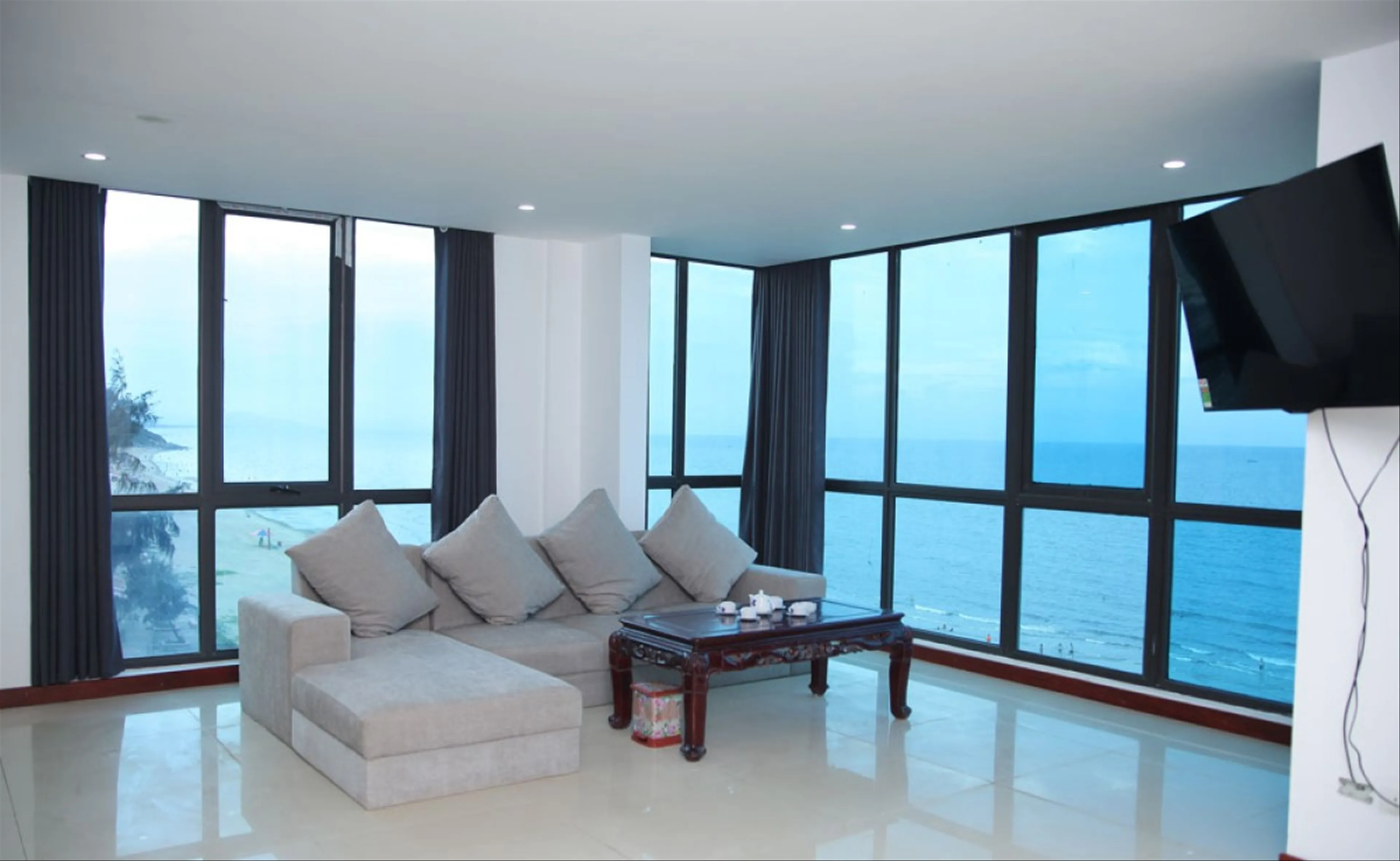 Save ngay 5 khách sạn view biển cực đẹp tại Hà Tĩnh