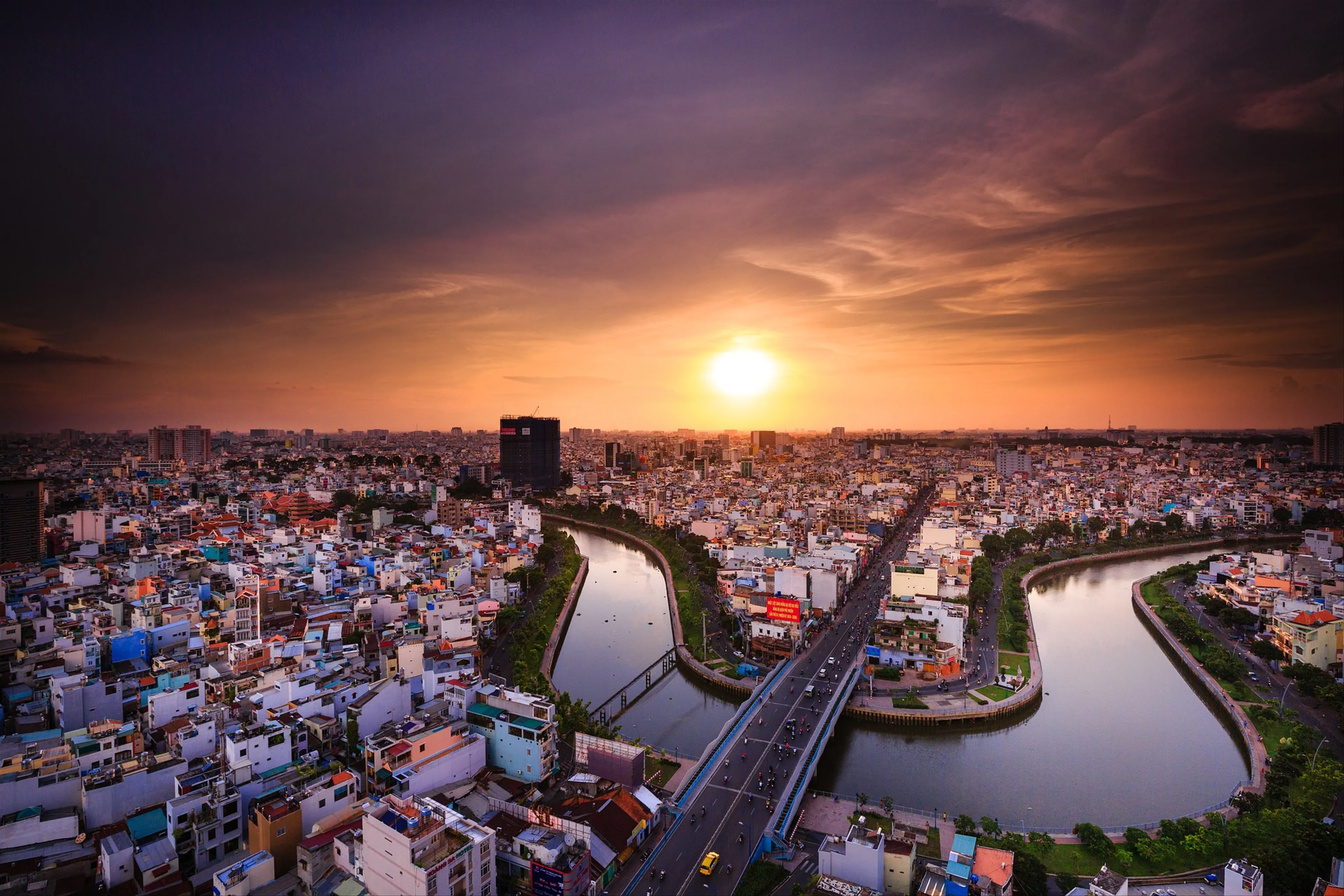 How to Apply For a Vietnam Work Visa