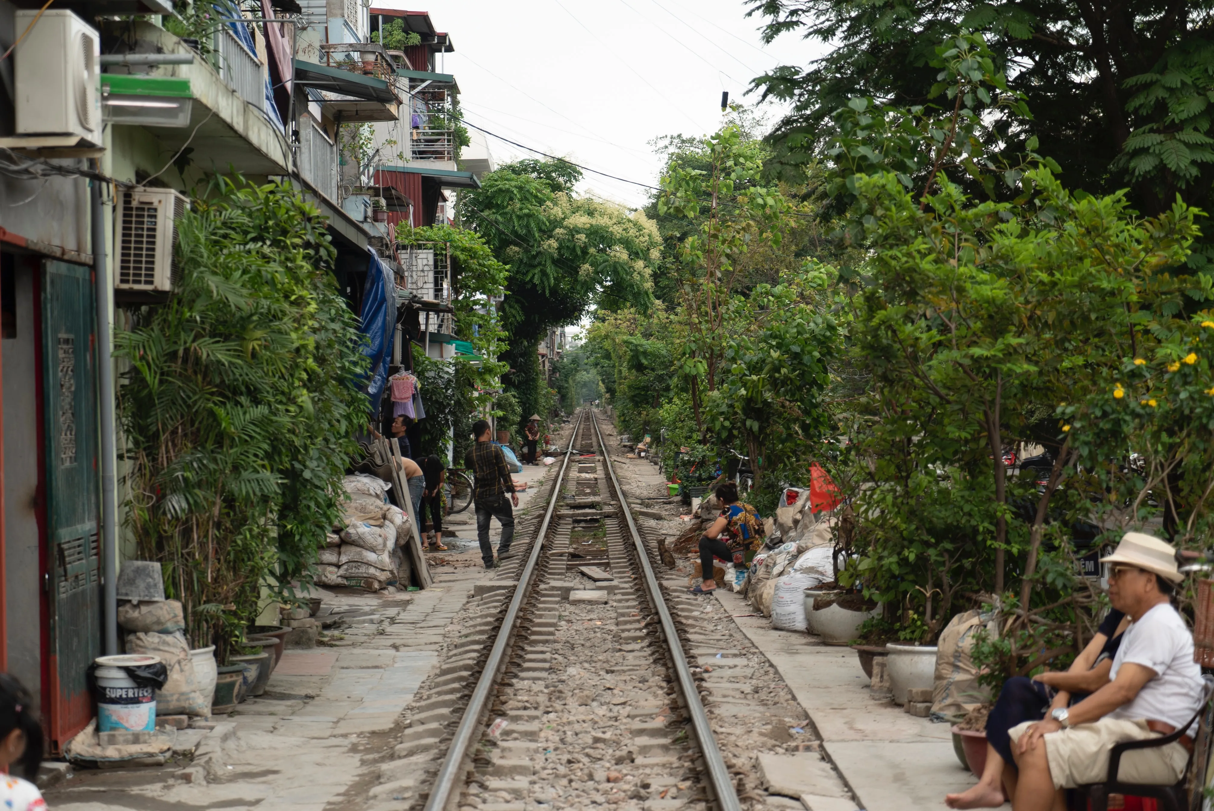 Train Street in Old Quarter