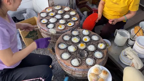 Chế biến bánh căn