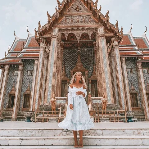 Quy định chỉ cho chụp hình bên ngoài Cung điện