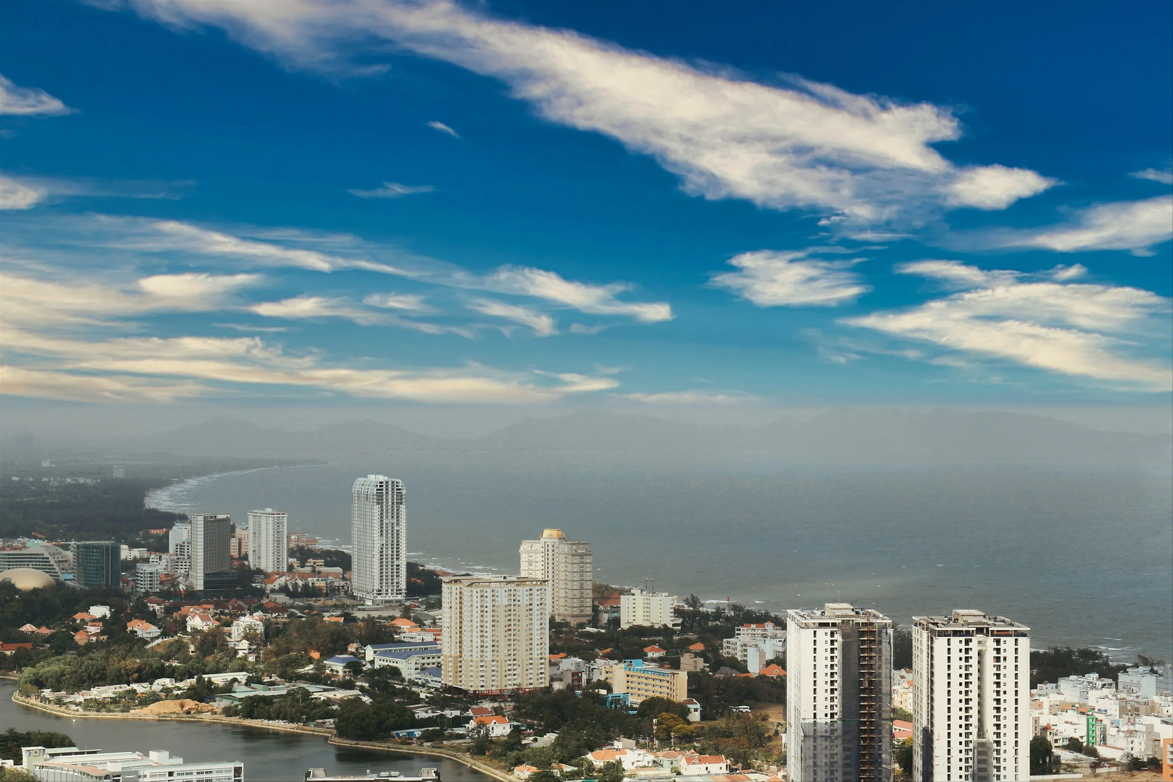 What Can $100 Get You in Vung Tau