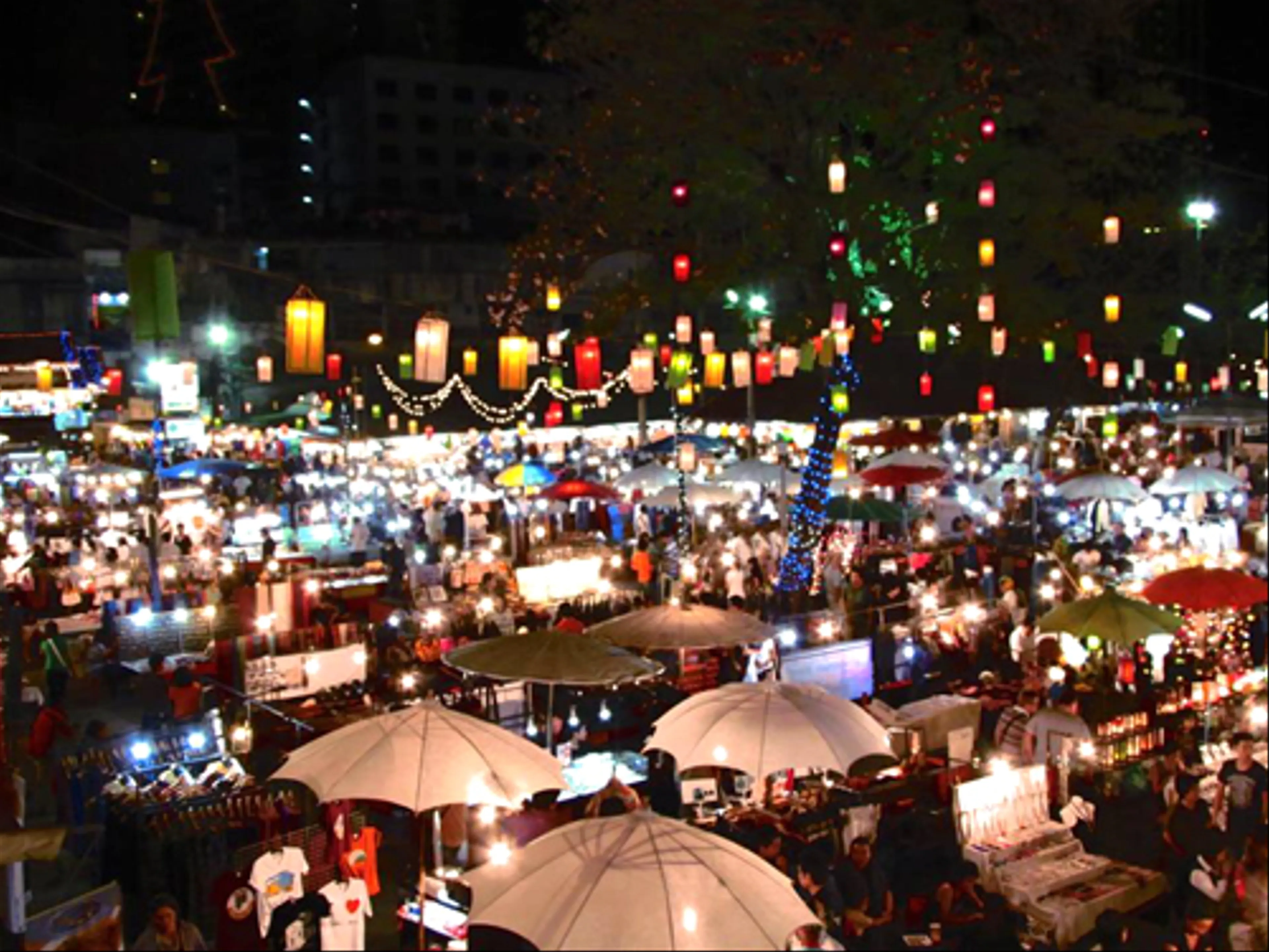 Anusarn Market