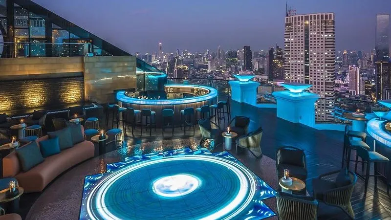 Khách sạn Lebua
