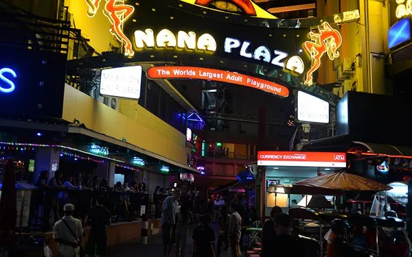 Nana Plaza