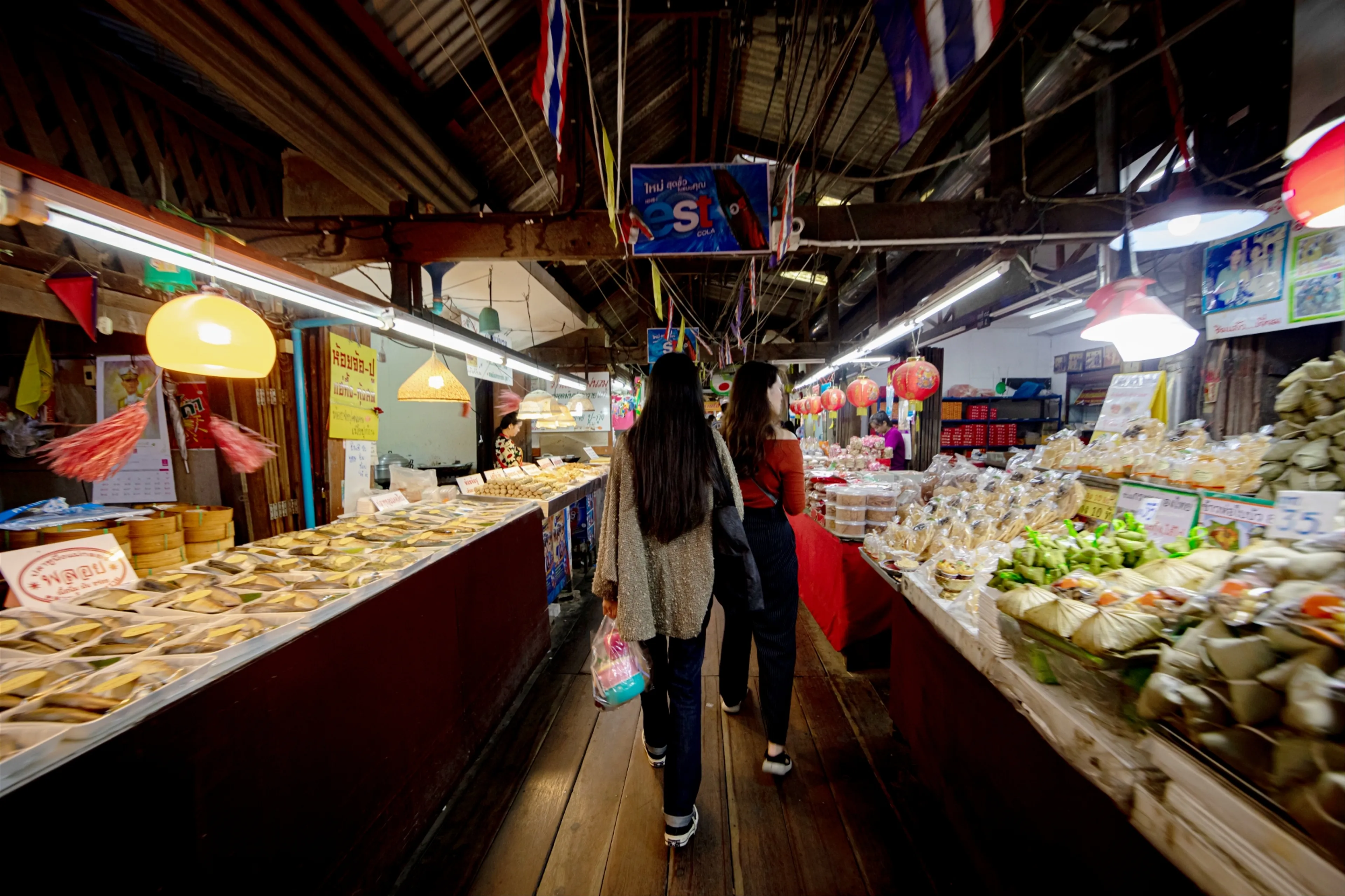 Don Wai Floating Market