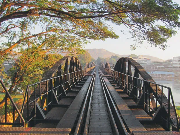 Cây cầu gắn liền với lịch sử