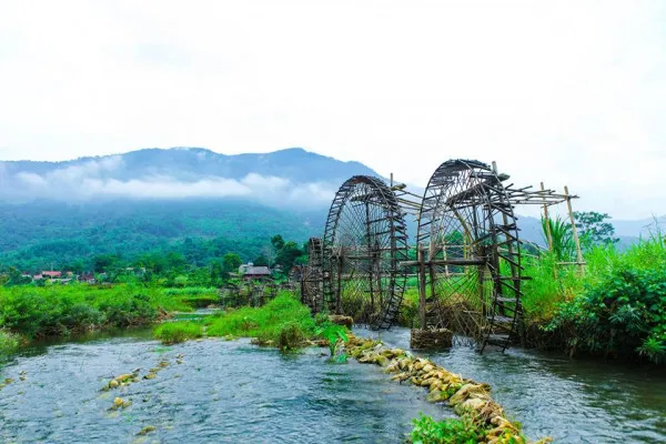 Những guồng nước ở Pù Luông