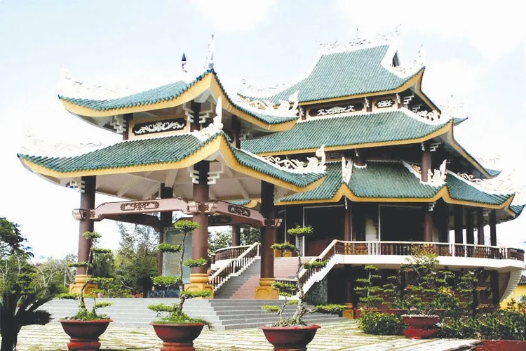 Lăng mộ Nguyễn Đình Chiểu