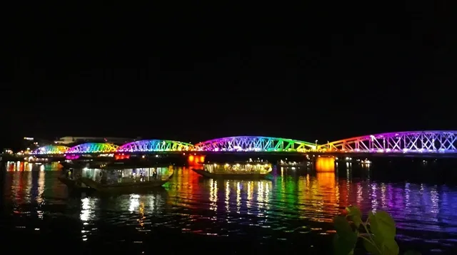 Cầu Tràng Tiền