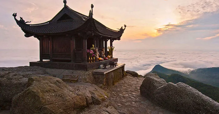 Chùa Đồng trên đỉnh thiêng Yên Tử
