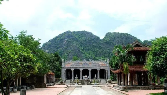 Đền Thái Vi – Nơi thờ phượng các vị vua, tướng lĩnh thời Trần tại Tam Cốc Bích Động