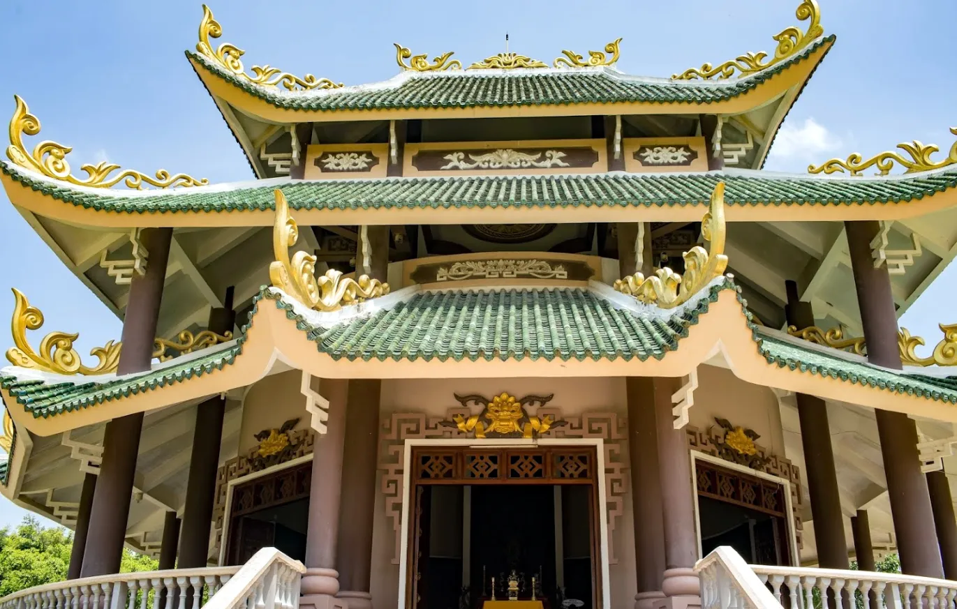 Lăng mộ Nguyễn Đình Chiểu