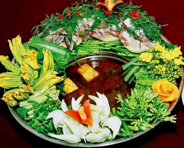 Lẩu lá rừng