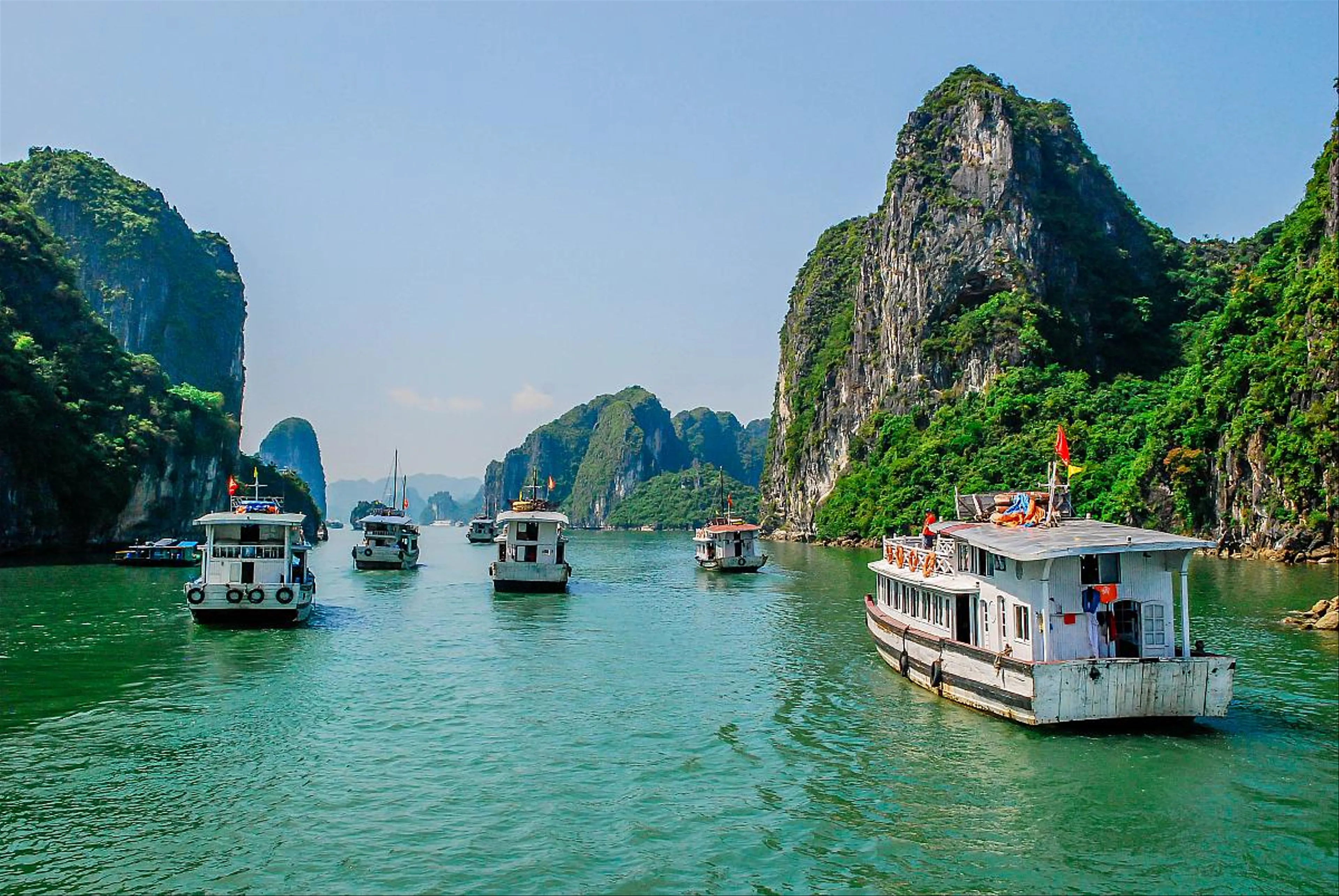 Ninh Binh - Ha Long Bay - Ha Long Park 3 Days 2 Nights