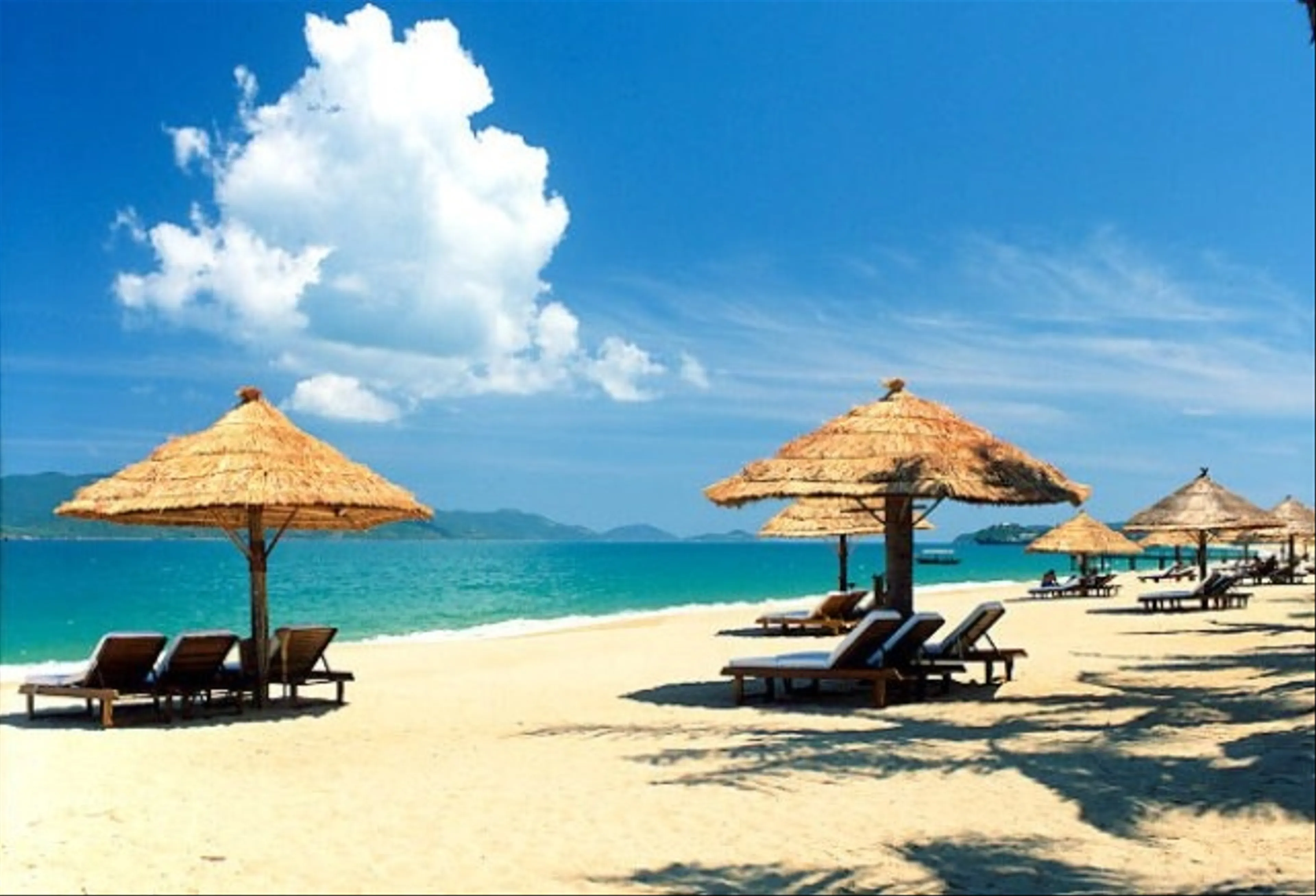 Hồ Chí Minh - Nha Trang - Dốc Lết - Sunset Trip Du Thuyền Hòn Tằm 5*