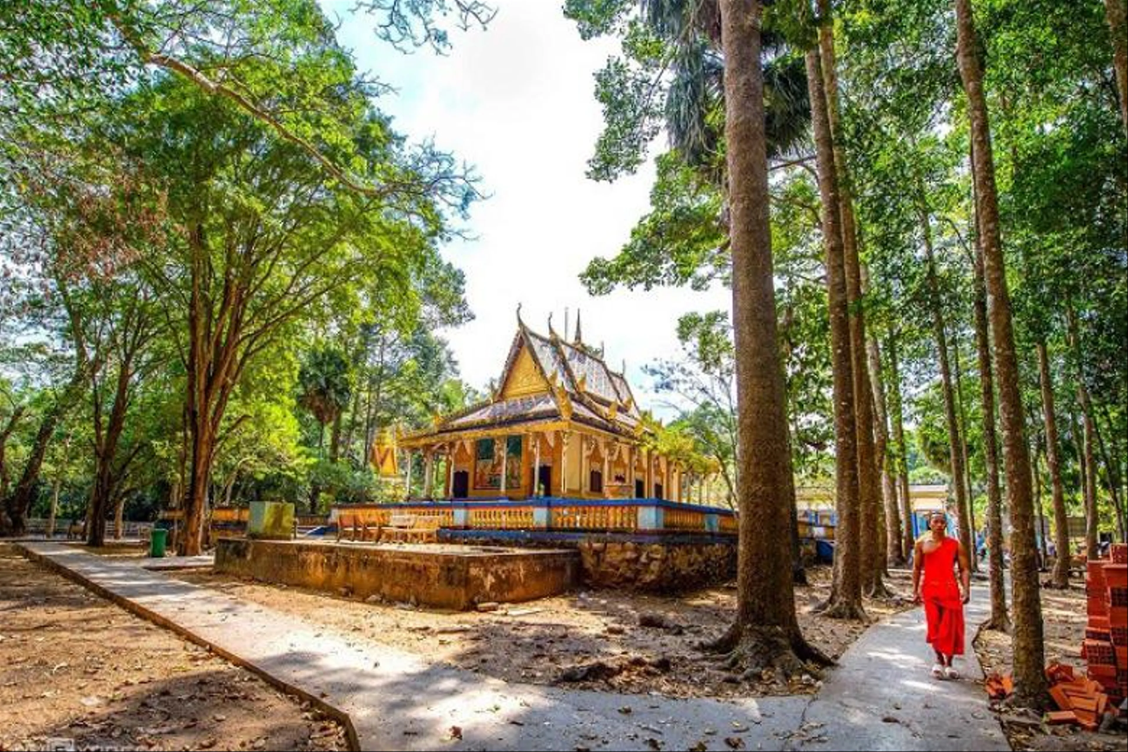 Hanoi - Can Tho - Soc Trang - Bac Lieu - Ca Mau - Dat Mui - Chau Doc - Can Tho, Fly Vietnam Airlines