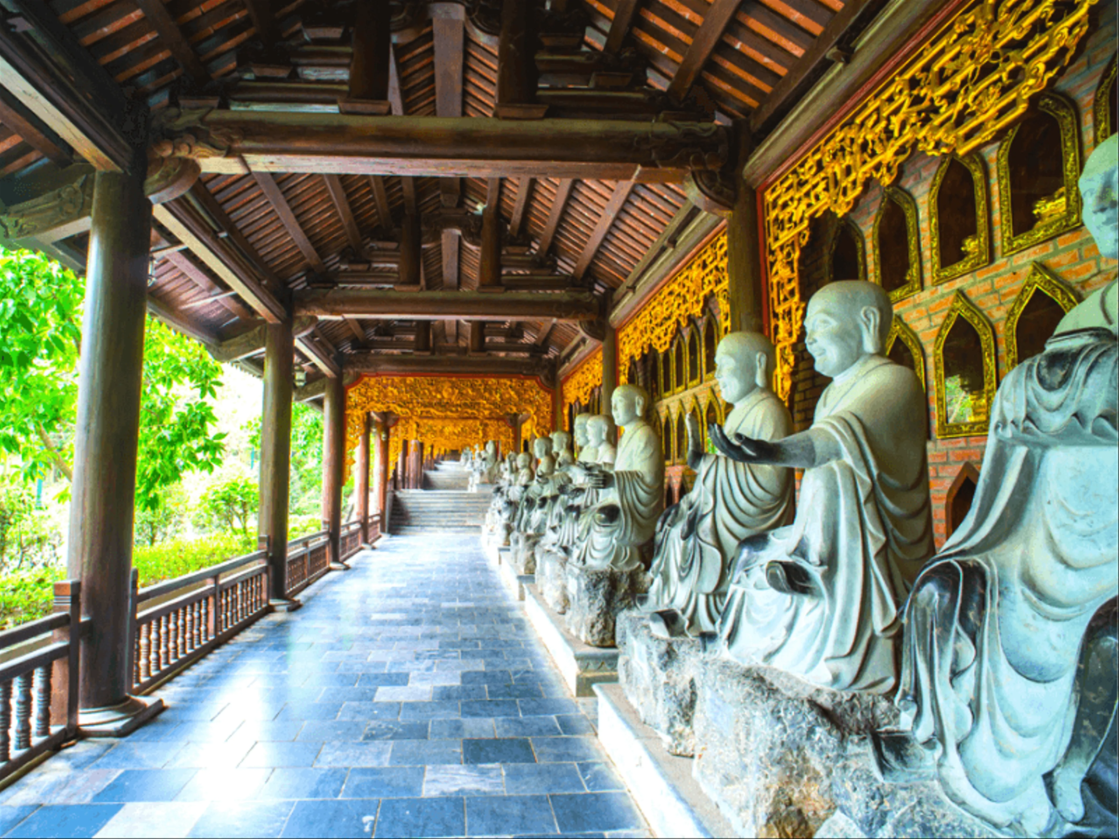 Bai Dinh Pagoda - Trang An 1 Day