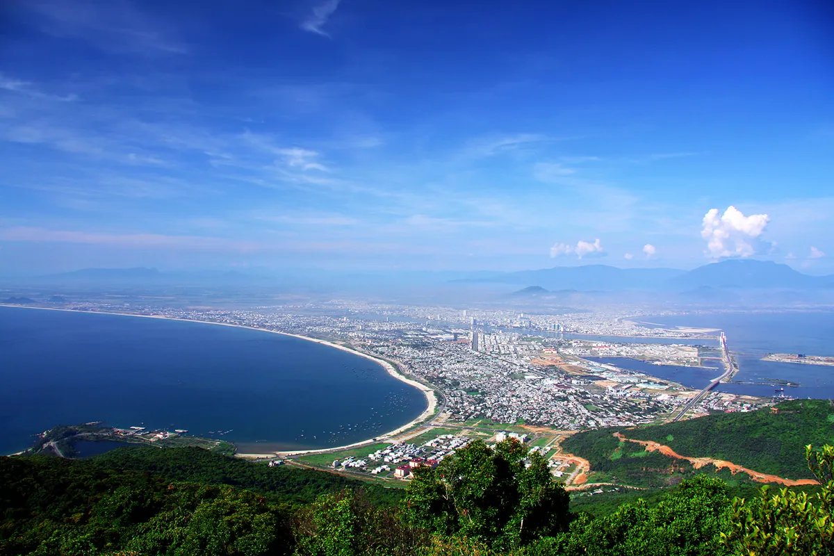 Bán đảo Sơn Trà nơi được mệnh danh là viên ngọc quý của Đà Nẵng