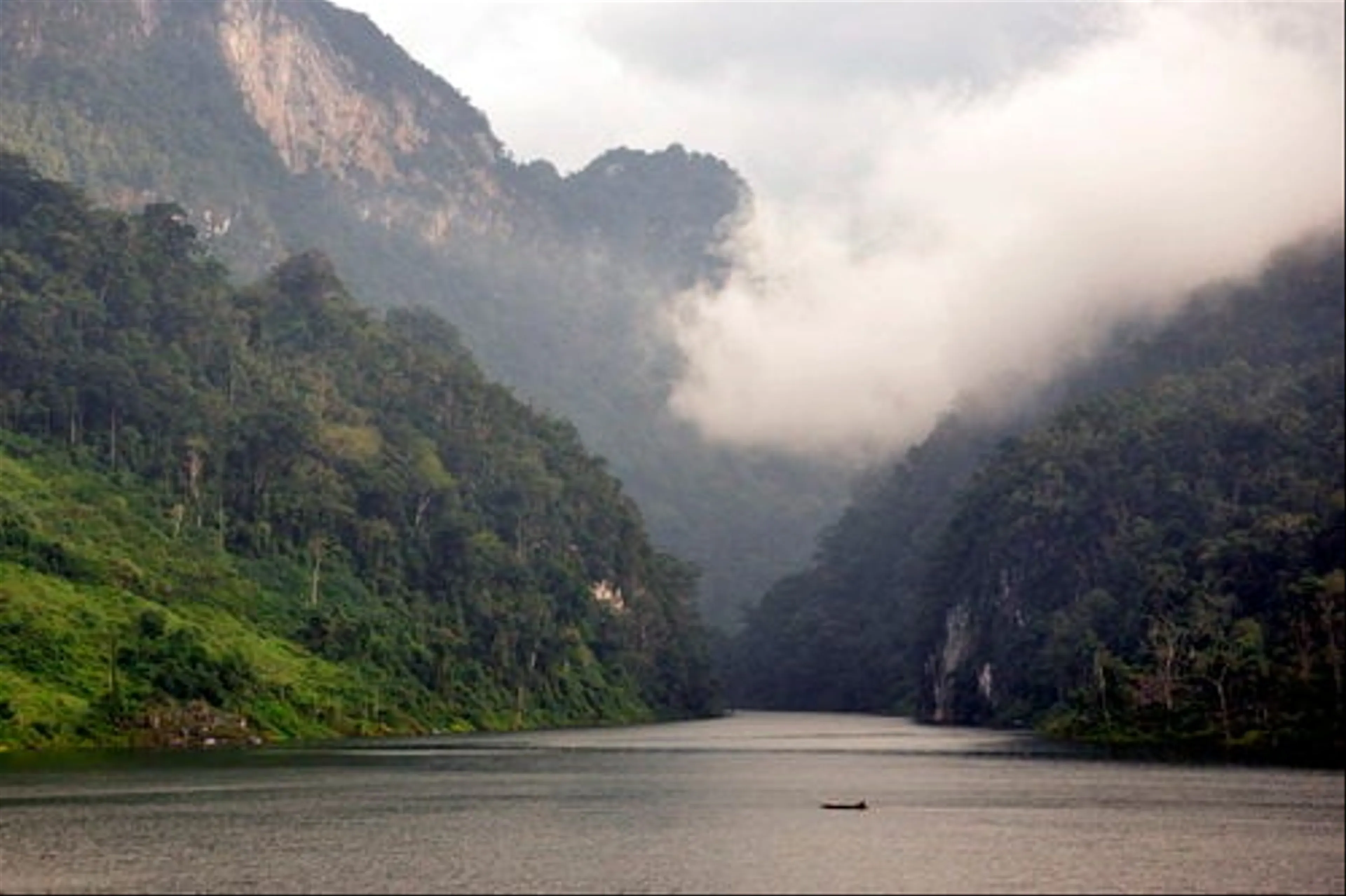 Ho Chi Minh - Legend of Gam River Northeast: Tuyen Quang - Ha Giang - Dong Van - Meo Vac - Lung Ho - Du Gia - Lam Binh Lake & Na Hang
