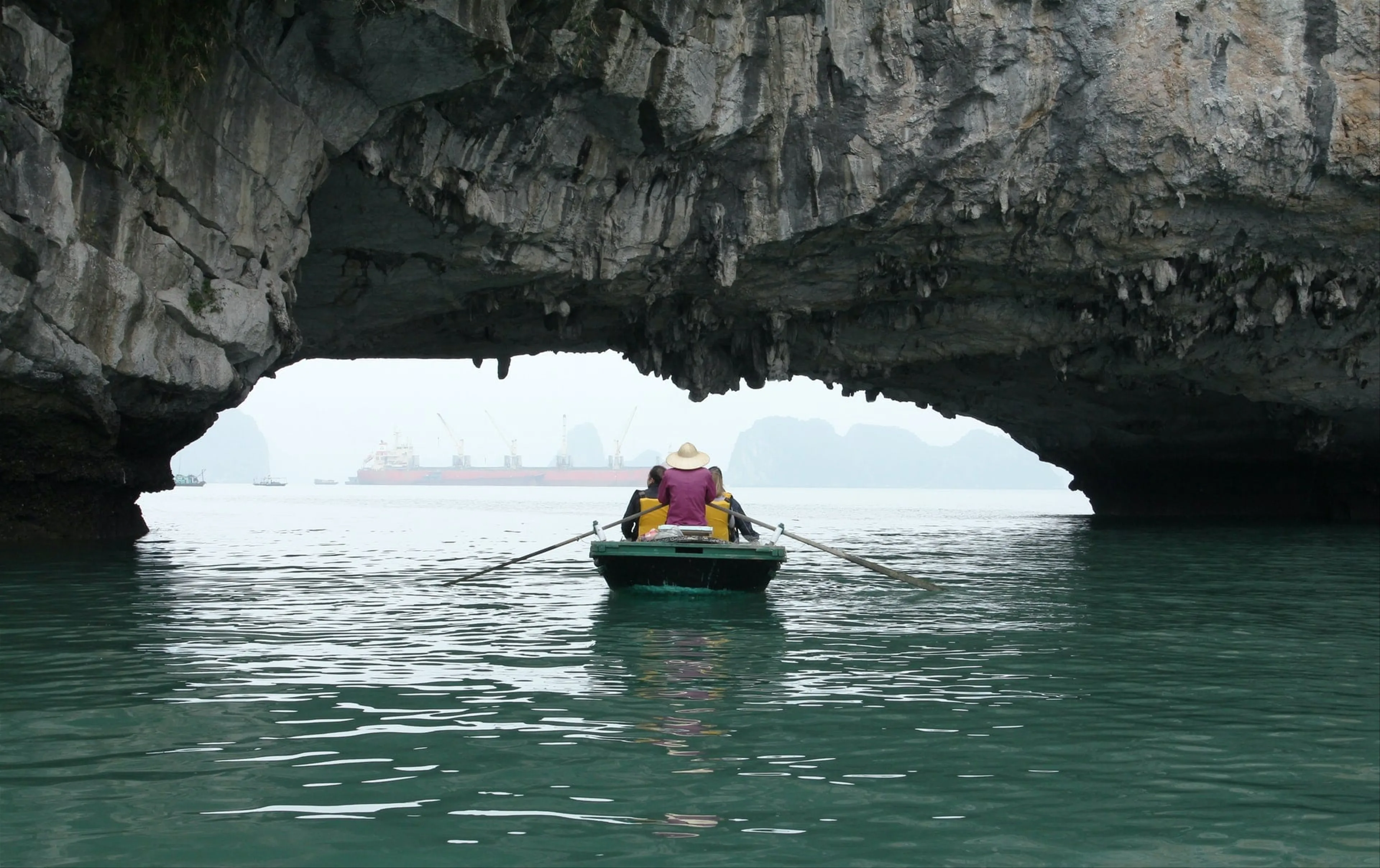 Dora Cruise 5-star – Premium Halong & Lan Ha Bay Escape (2 Days 1 Night)