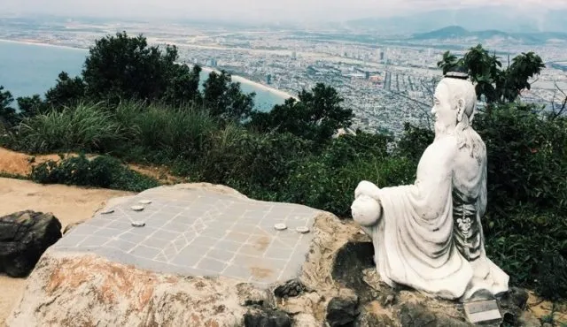 Cùng lên Đỉnh Bàn Cờ Đà Nẵng để "tìm gặp" Đế Thích