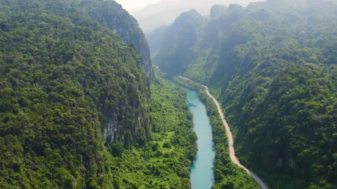 Phong cảnh dòng sông Son vô cùng thơ mộng