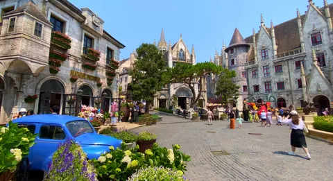 Quảng trường trung tâm Bà Nà Hills