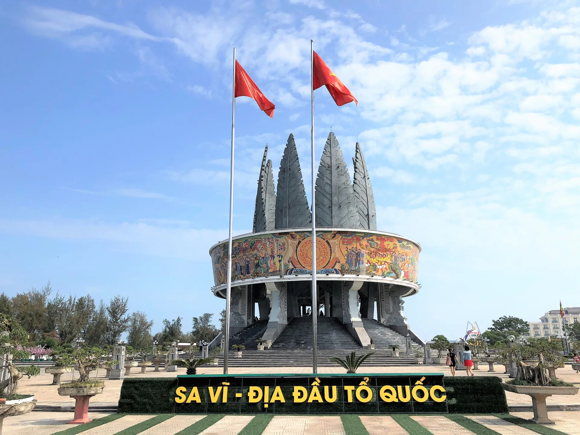 Mũi Sa Vĩ - nơi địa đầu tổ quốc