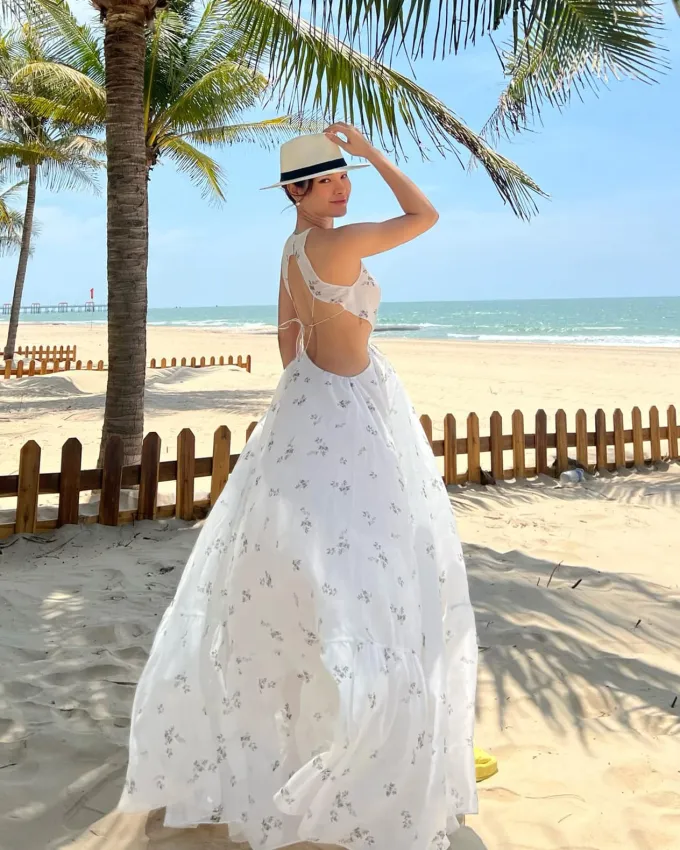 Những chiếc váy maxi là 1 lựa chọn không tồi