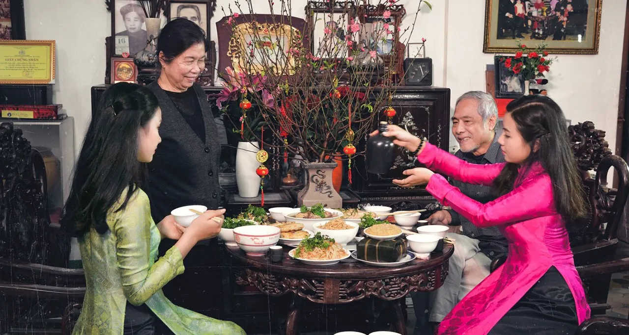 Customs and Etiquette in Vietnam