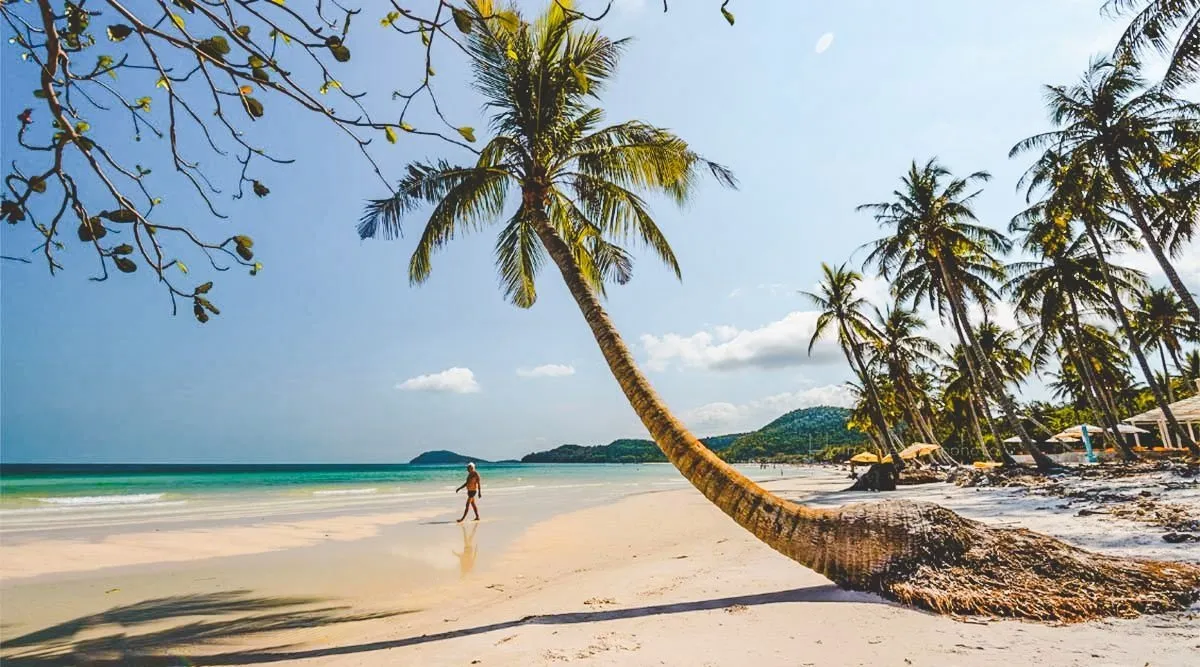 Beautiful beach in Bai Xep