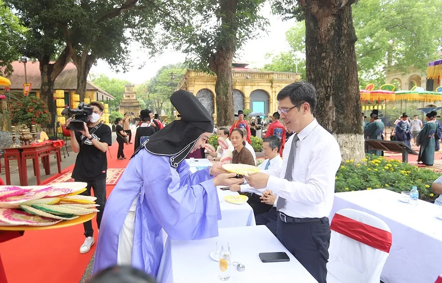 Hoạt động trải nghiệm văn hóa taij Hoàng thành