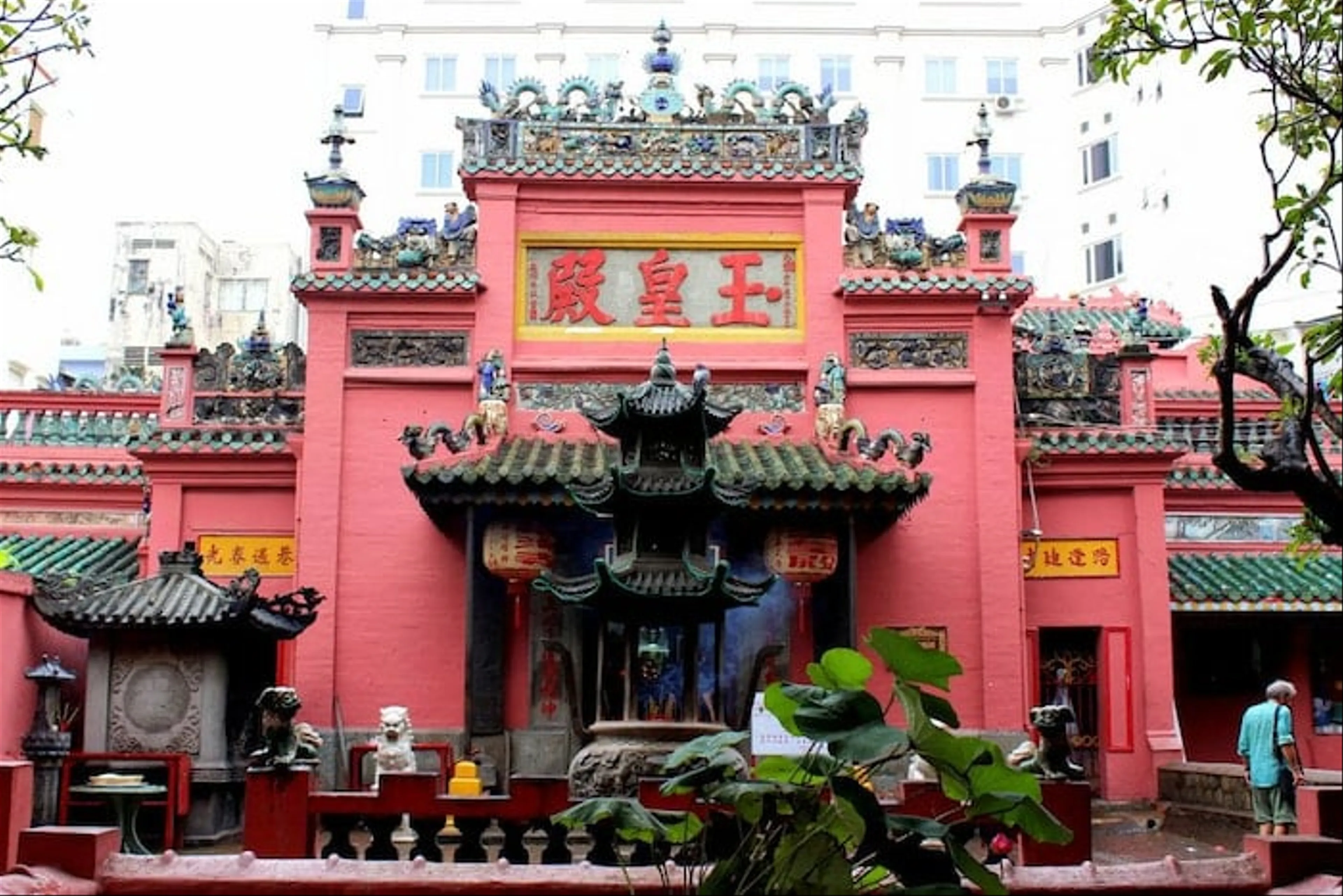 Jade Emperor Pagoda - A Sacred and Unique Destination in Saigon