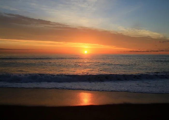 Sunrise on Xuan Thieu beach