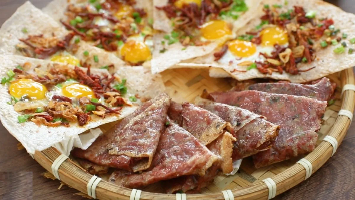 Bánh tráng kẹp- món ăn vặt được nhiều người yêu thích