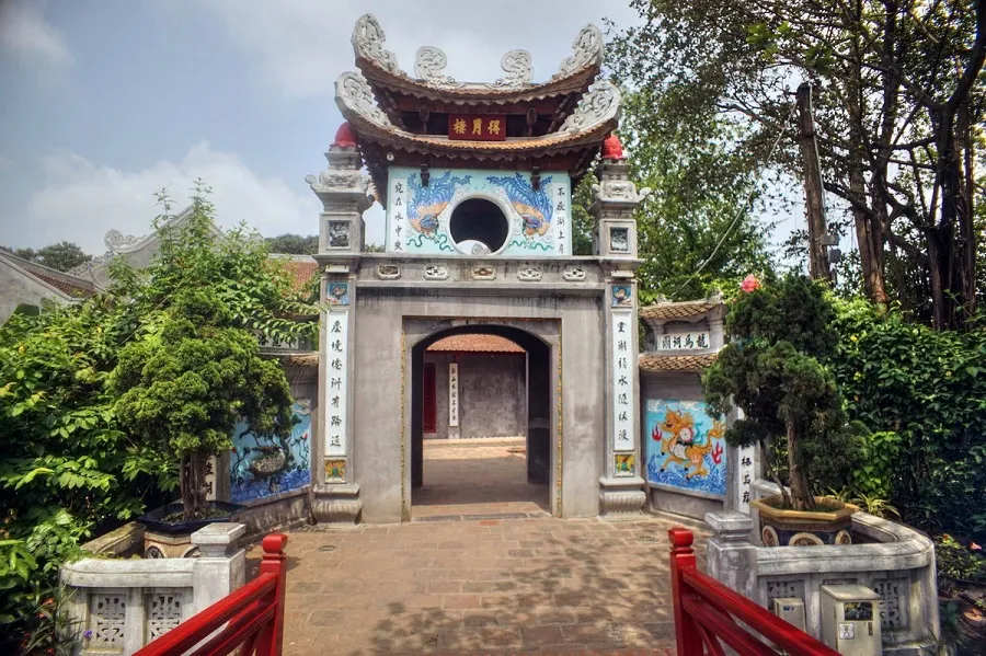 Ancient Ngoc Son Temple