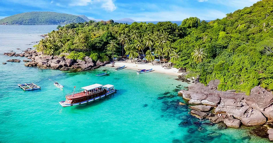 beautiful scenery of Phu Quoc