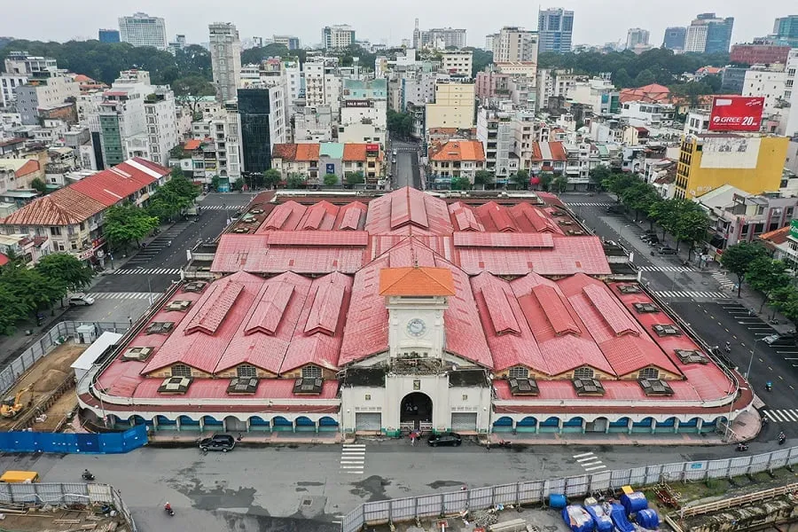 The market has a large area with many sales areas